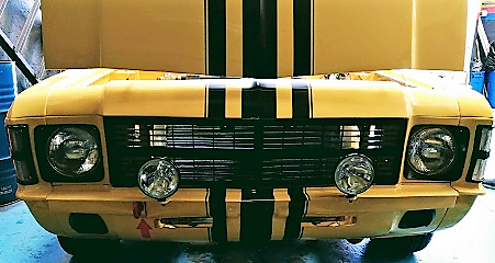 Frente Opala 54 capô aberto 50%.png