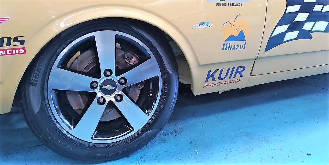 Opala 54 pneu e Kuir em destaque.png